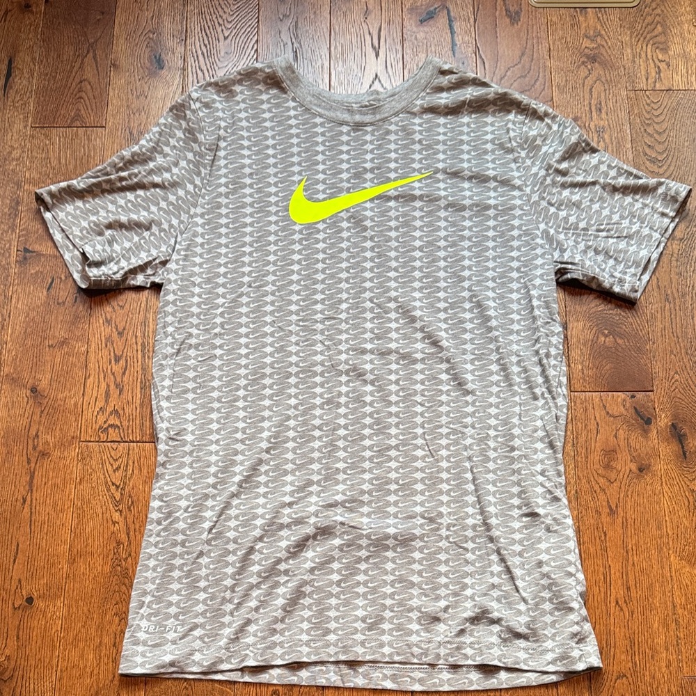 Nike Mens T Shirt